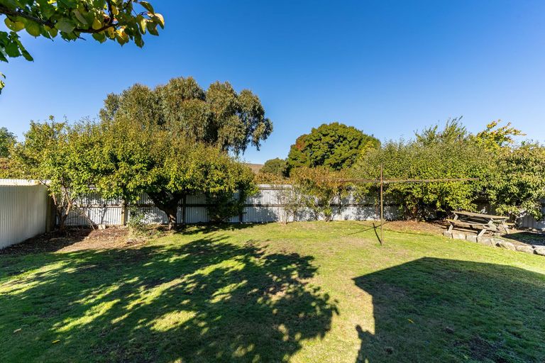 Photo of property in 21 Glendhu Crescent, Otematata, 9412