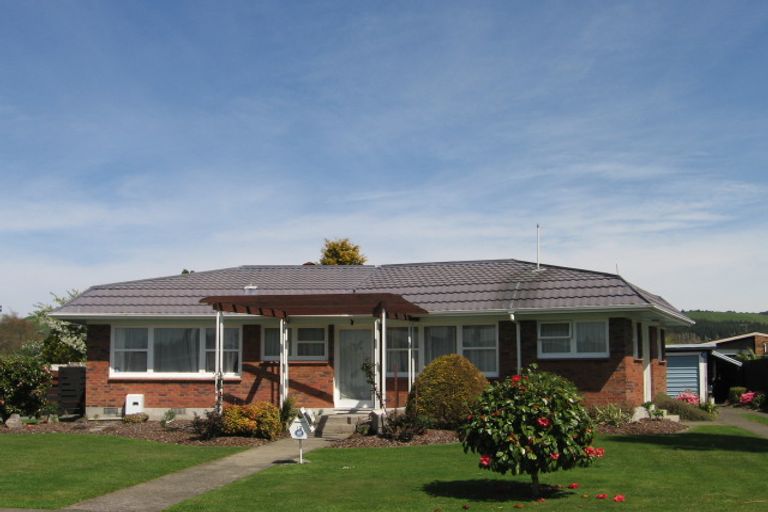 Photo of property in 12 Kamahi Place, Pukehangi, Rotorua, 3015