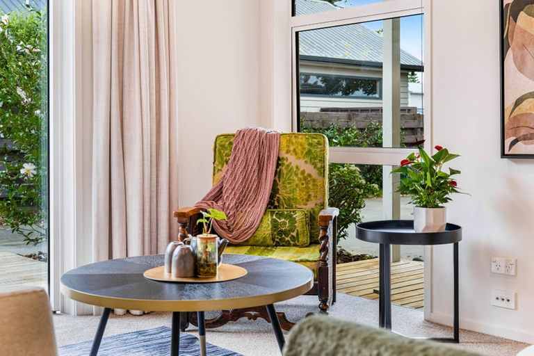 Photo of property in 16b Elizabeth Street, Orewa, 0931