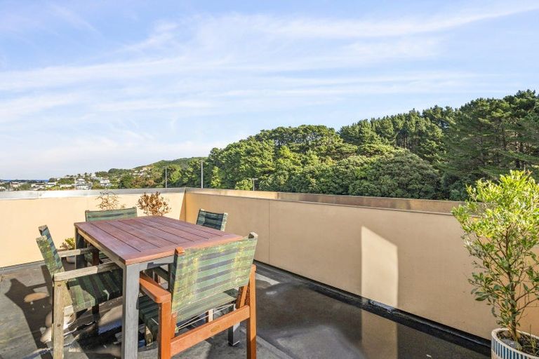 Photo of property in 568g Adelaide Road, Berhampore, Wellington, 6023