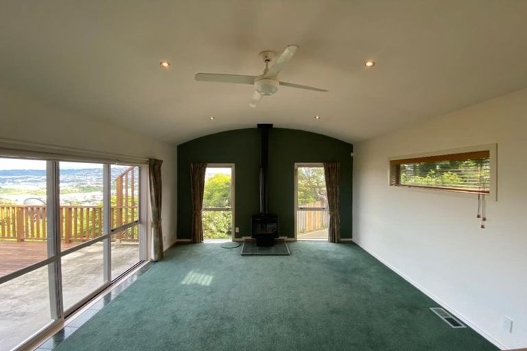 Photo of property in 89 Seatoun Heights Road, Seatoun, Wellington, 6022