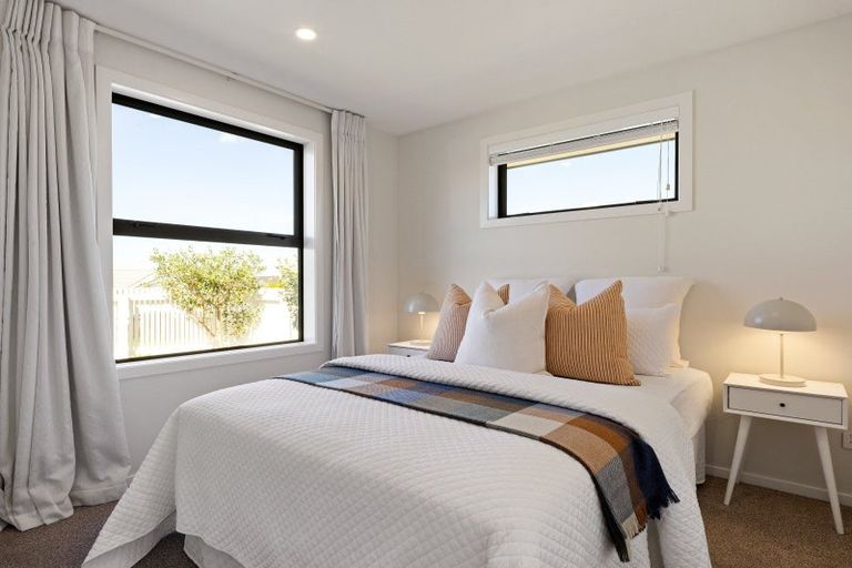 Photo of property in 2/10 Maanihi Drive, Rototuna North, Hamilton, 3210