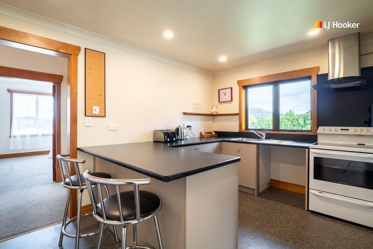 Photo of property in 299 Main South Road, Green Island, Dunedin, 9018