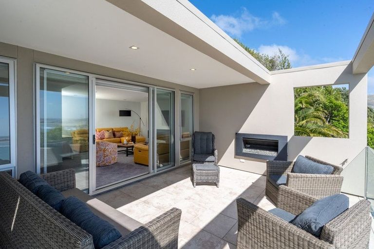 Photo of property in 18 Whitewash Head Road, Scarborough, Christchurch, 8081