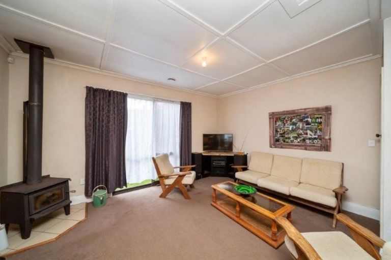 Photo of property in 54 Egmont Street, Kaponga, Hawera, 4679