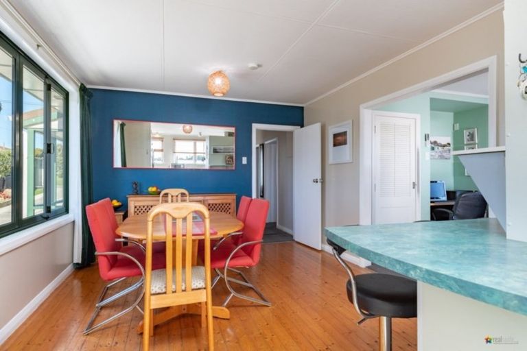 Photo of property in 20 Opapa Street, Titahi Bay, Porirua, 5022
