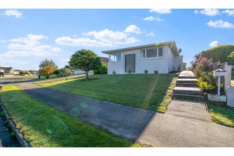 Photo of property in 39 Conway Crescent, Glengarry, Invercargill, 9810