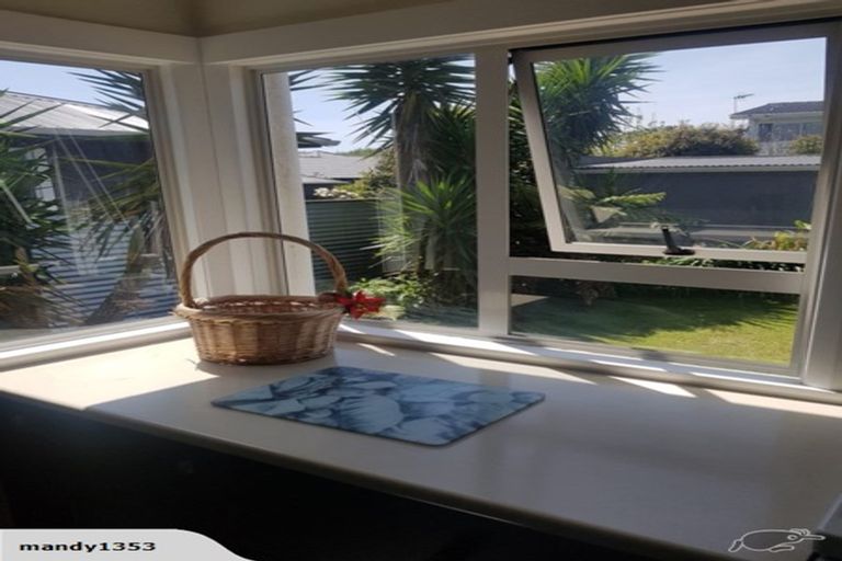 Photo of property in 9 Hursthouse Street, Vogeltown, New Plymouth, 4310