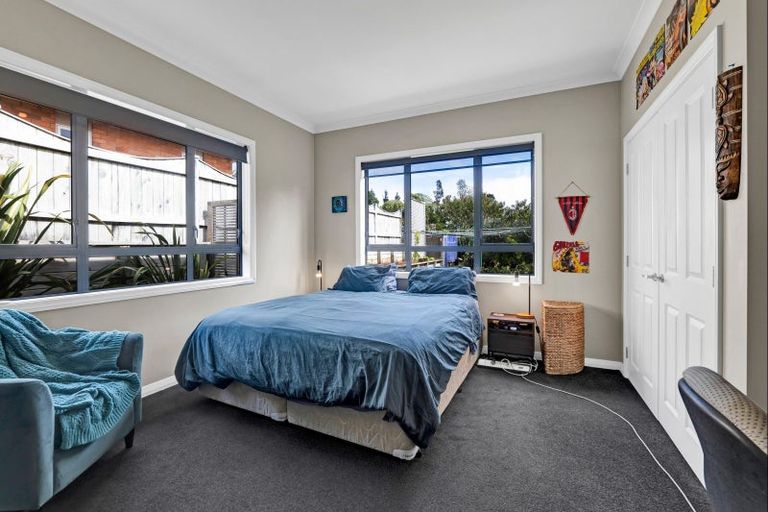 Photo of property in 69f Karamea Street, Whalers Gate, New Plymouth, 4310