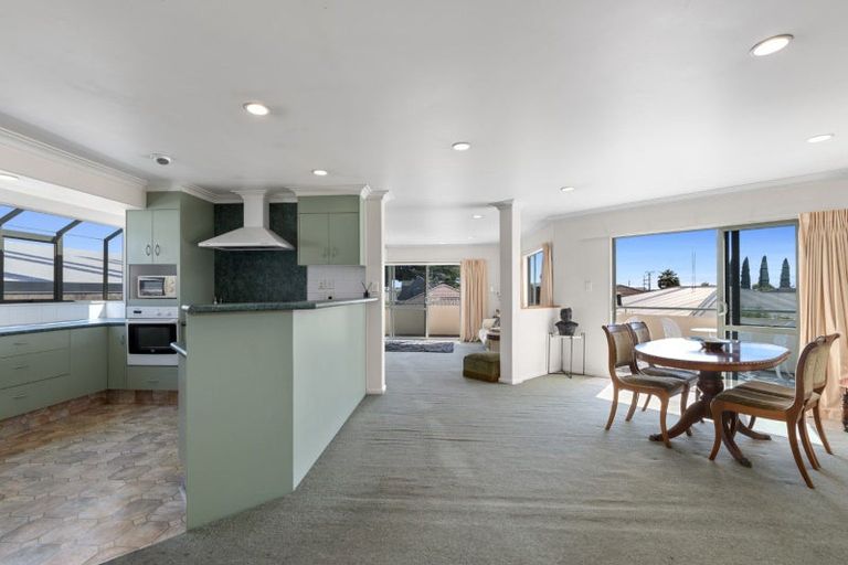 Photo of property in 409b Devonport Road, Tauranga South, Tauranga, 3112