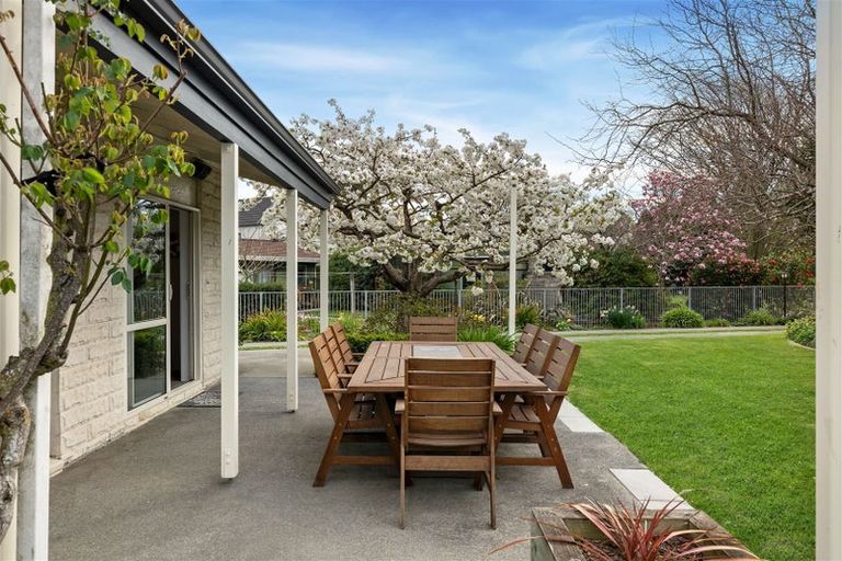 Photo of property in 14 Ruddenklau Lane, Bishopdale, Christchurch, 8053