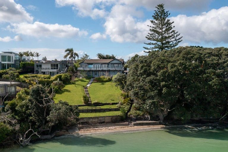 Photo of property in 53 St Michaels Avenue, Point Chevalier, Auckland, 1022