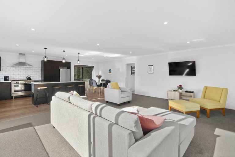 Photo of property in 45 Burgundy Drive, Martinborough, 5711