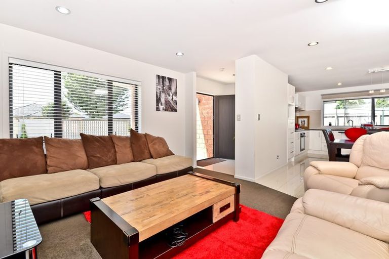 Photo of property in 2 Southbrook Close, Glenview, Hamilton, 3206