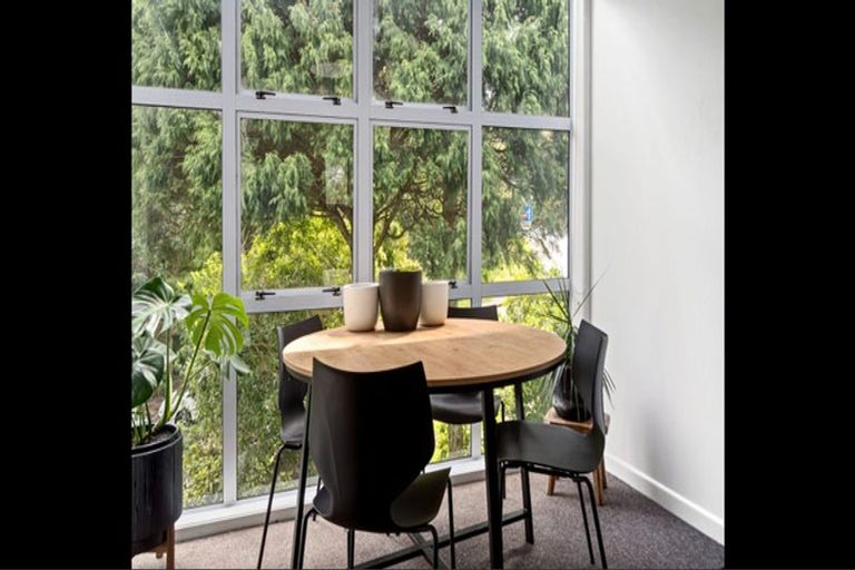 Photo of property in 146 Glenmore Street, Northland, Wellington, 6012