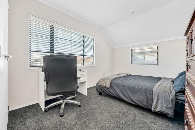 Photo of property in 14 Heidi Crescent, Flat Bush, Auckland, 2016