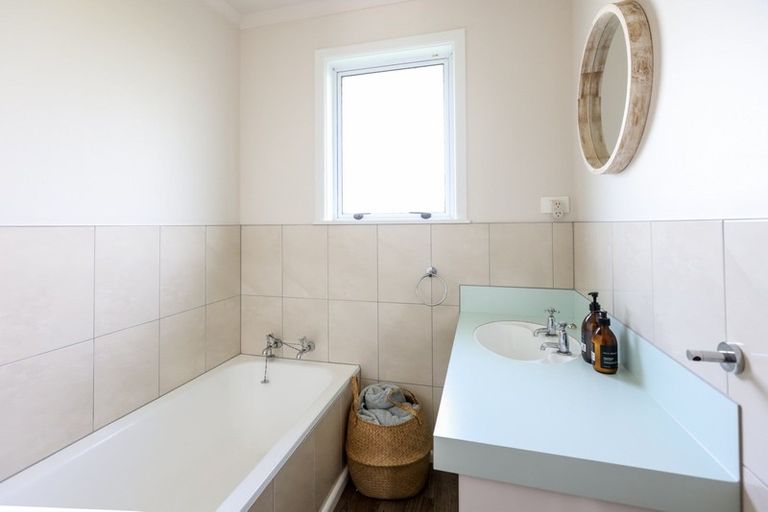 Photo of property in 3 Read Crescent, Clive, 4102