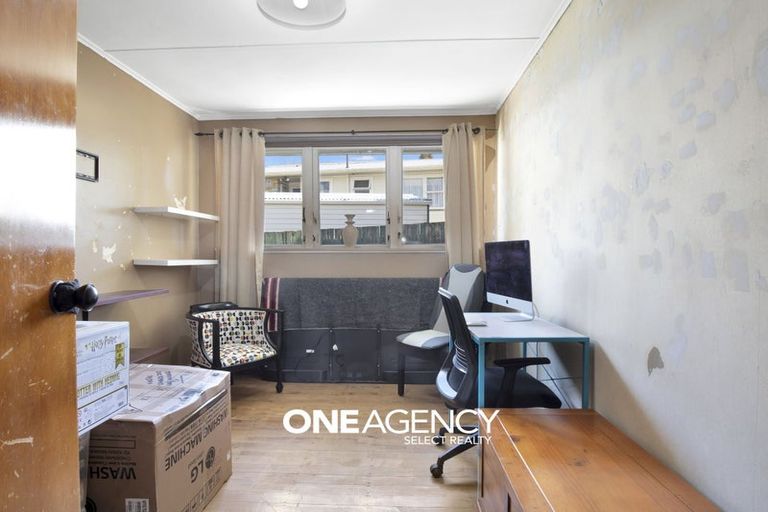 Photo of property in 151 Sievers Grove, Cannons Creek, Porirua, 5024