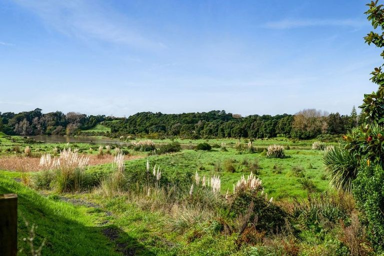 Photo of property in 2 Broadway, Waitara, 4320