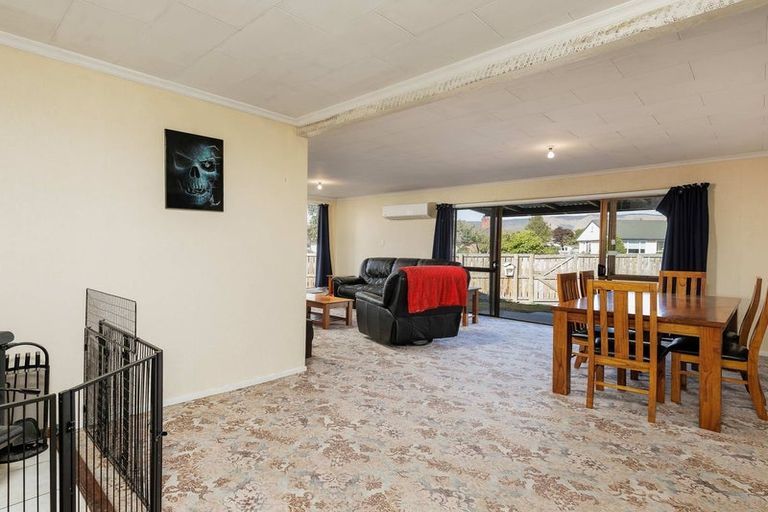Photo of property in 19 Rugby Street, Waimate, 7924