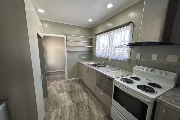 Photo of property in 2/204 Lyndon Road West, Hastings, 4122