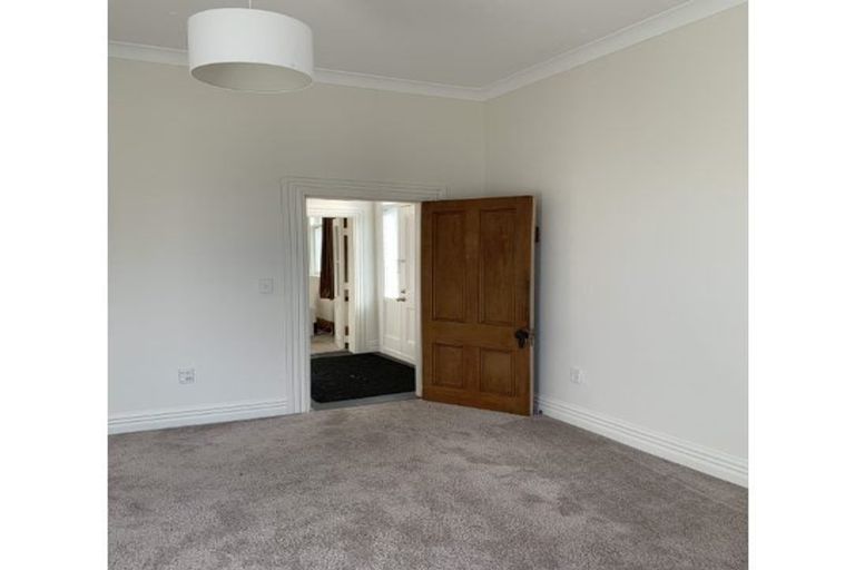 Photo of property in 5 Devon Street, Aro Valley, Wellington, 6021