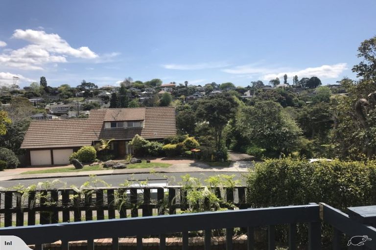 Photo of property in 47 Cheriton Road, Mellons Bay, Auckland, 2014
