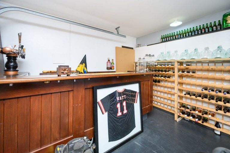 Photo of property in 7 Medallion Court, Kelvin Grove, Palmerston North, 4414