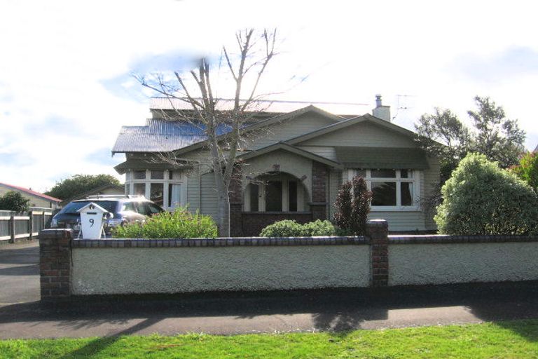 Photo of property in 9 Saint Johns Avenue, Palmerston North, 4414