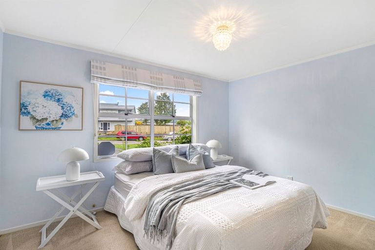 Photo of property in 9 Walnut Place, Owhata, Rotorua, 3010