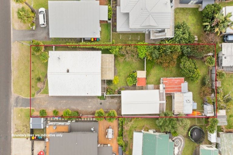 Photo of property in 104 Beverley Terrace, Whangamata, 3620