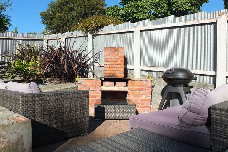 Photo of property in 36 Avenue Road, West End, Timaru, 7910