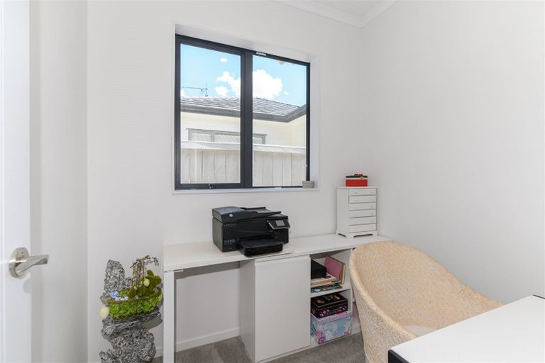 Photo of property in 26 Konoba Avenue, Kumeu, 0810