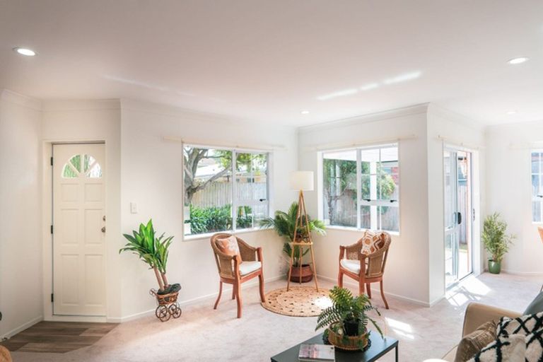 Photo of property in 36a Beach Road, Pahurehure, Papakura, 2113