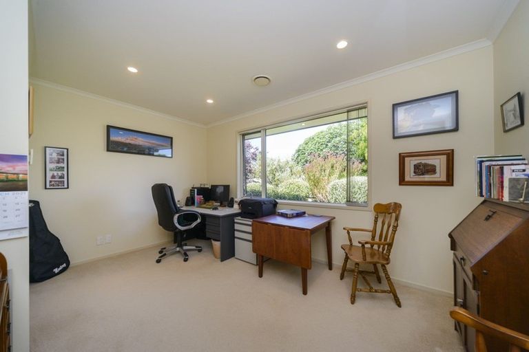 Photo of property in 3 Waipatere Court, Ashhurst, 4810