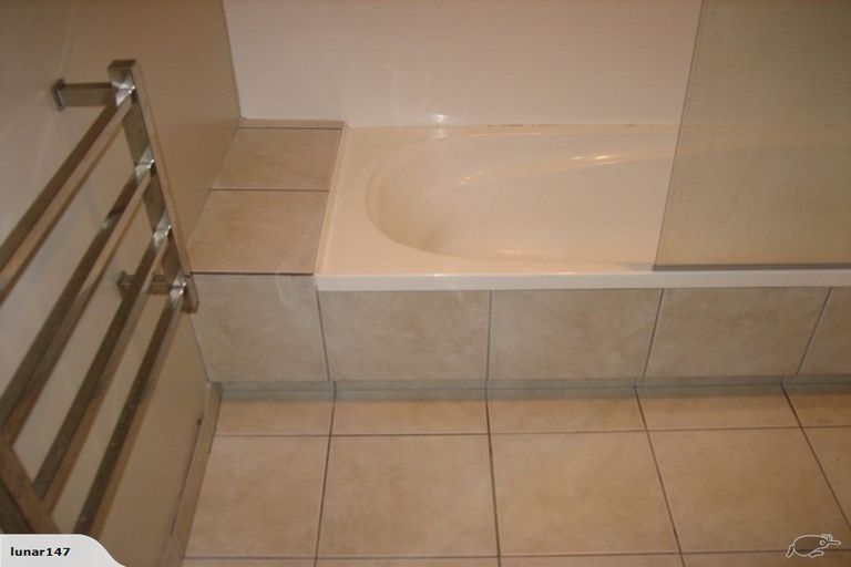 Photo of property in 44 Guthrie Street, Waterloo, Lower Hutt, 5011