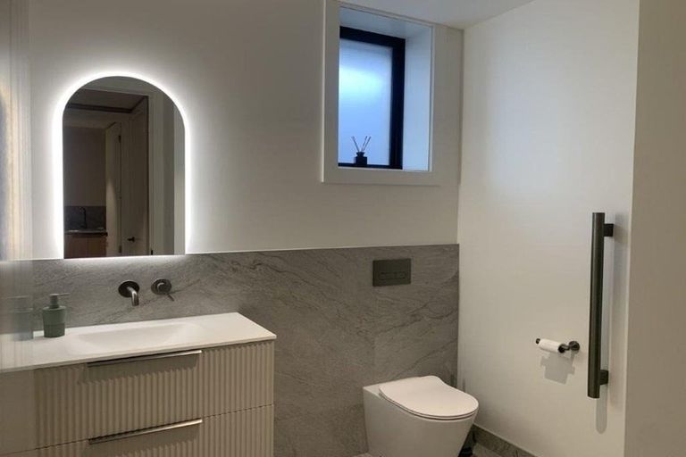 Photo of property in 27 Rubus Street, Wanaka, 9382