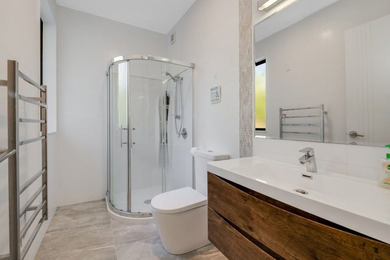 Photo of property in 3 Arriere Lane, Silverdale, 0932