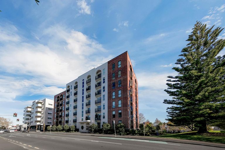 Photo of property in 1817a Great North Road, Avondale, Auckland, 1026