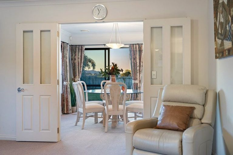 Photo of property in 101 Realm Drive, Paraparaumu, 5032