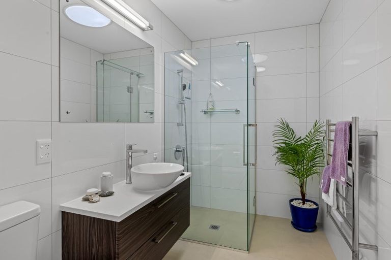 Photo of property in 130 Landmark Terrace, Orewa, 0931