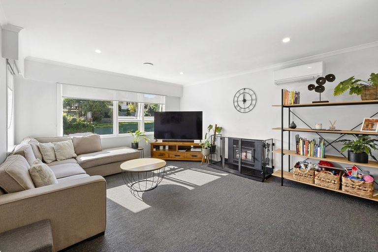 Photo of property in 16 Whakawhiti Street, Marfell, New Plymouth, 4310