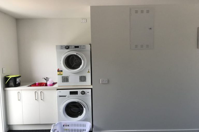 Photo of property in 2/36 Shirley Road, Richmond, Christchurch, 8013