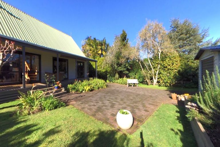 Photo of property in 8 Oripiro Road, Kerikeri, 0230
