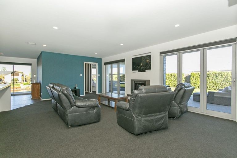 Photo of property in 12 Torbay Avenue, Huntingdon, Ashburton, 7774