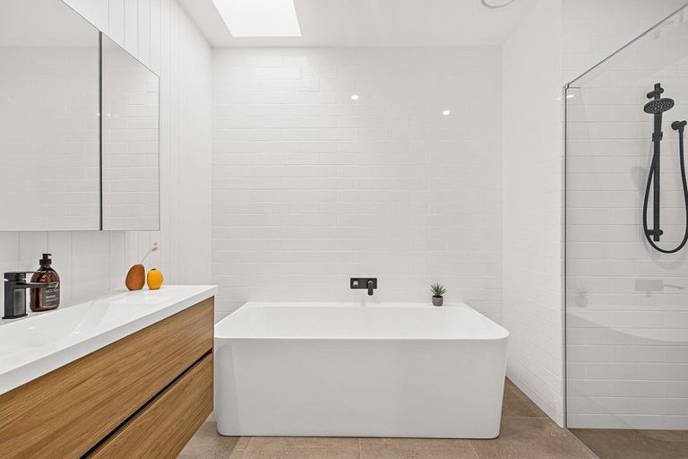 Photo of property in 9 Hampton Mews, Snells Beach, 0920