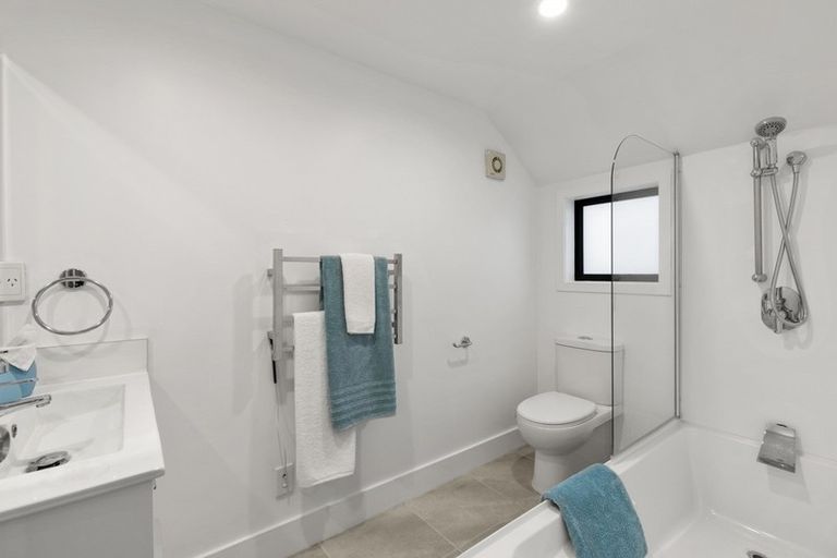 Photo of property in 8 Euston Road, Sandringham, Auckland, 1025