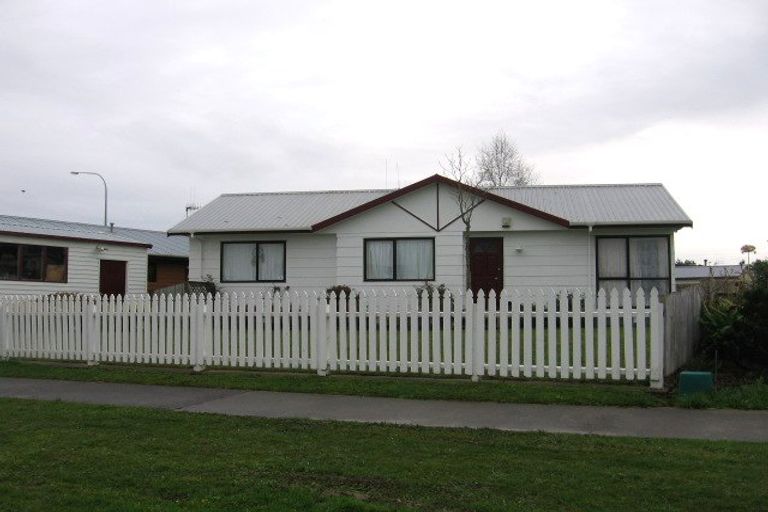 Photo of property in 3 Peppertree Glade, Kelvin Grove, Palmerston North, 4414