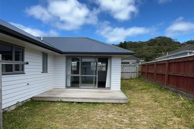 Photo of property in 15b Westminster Road, Wainuiomata, Lower Hutt, 5014