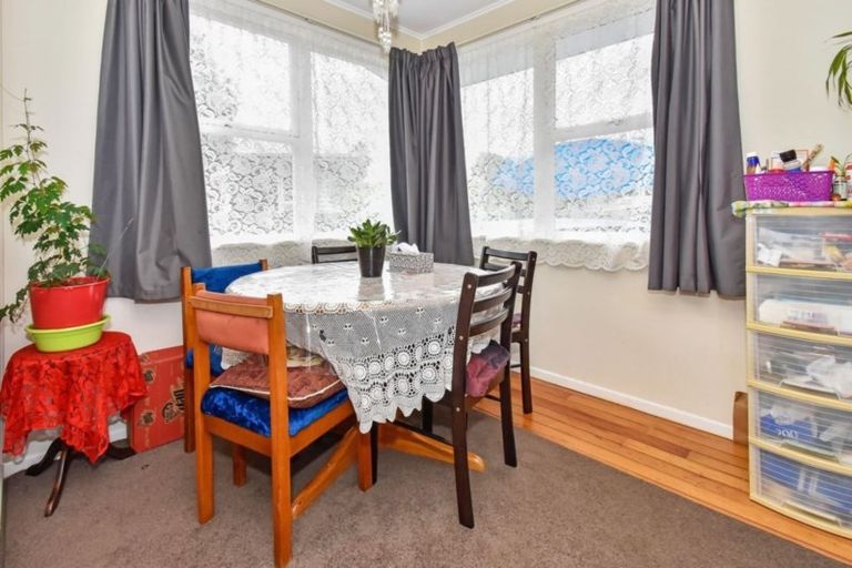 Photo of property in 22 Eastburn Street, Papakura, 2110